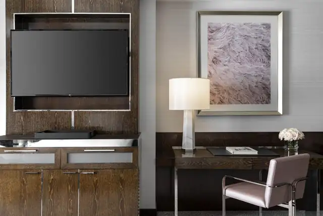 Waldorf Astoria en Las Vegas, habitación luminosa del hotel